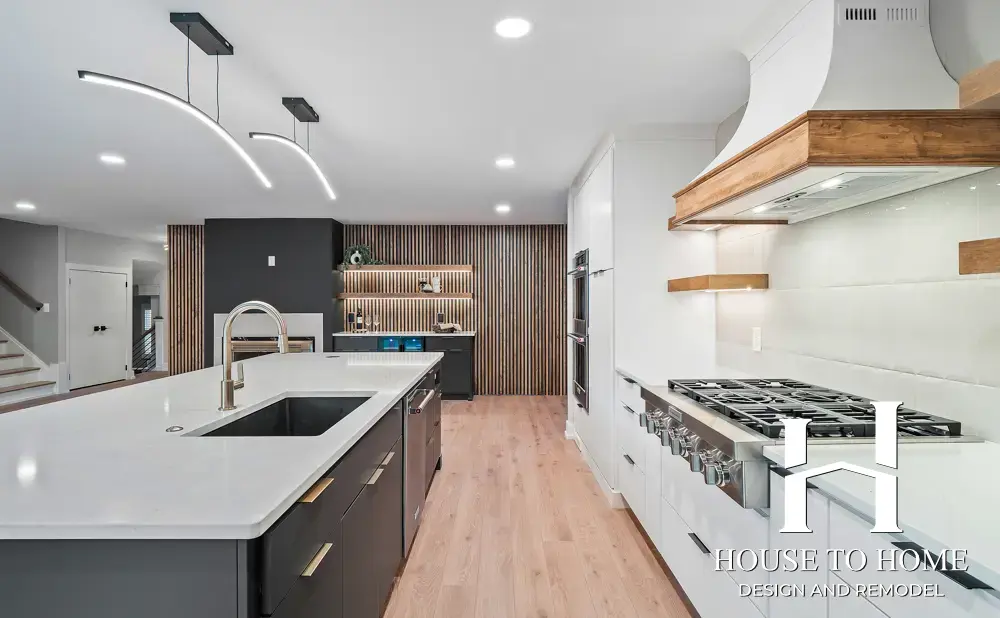 Eriewood  in Rocky River